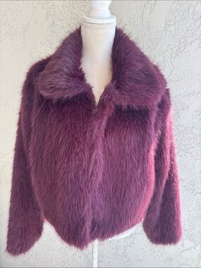Rockstar cosplay Plush Faux Fur Jacket in Plum size Large